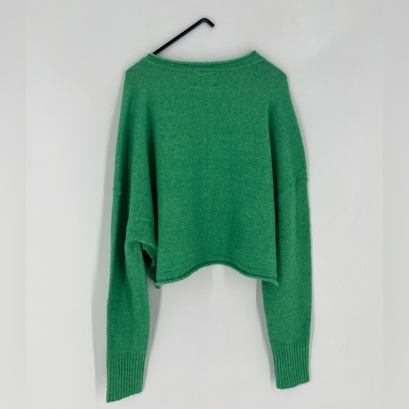 BDG Cardiff Notch Neck Soft Cropped Raw Hem Boxy Fit Slit Sweater In Green - Picture 6 of 6